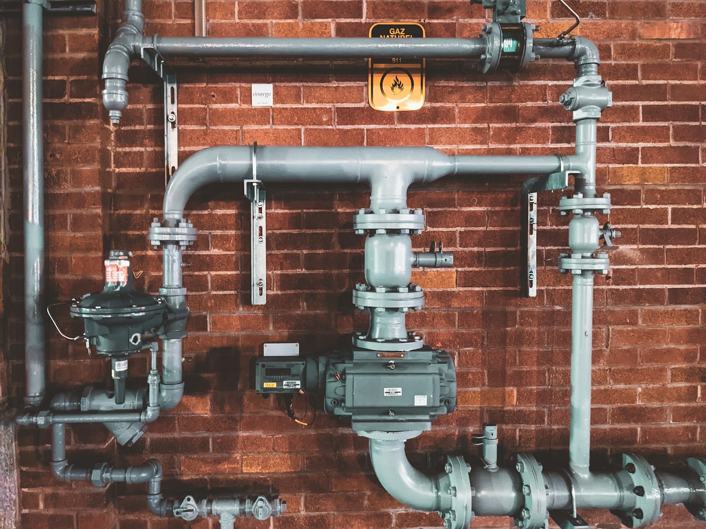 Copper and metal plumbing pipes
